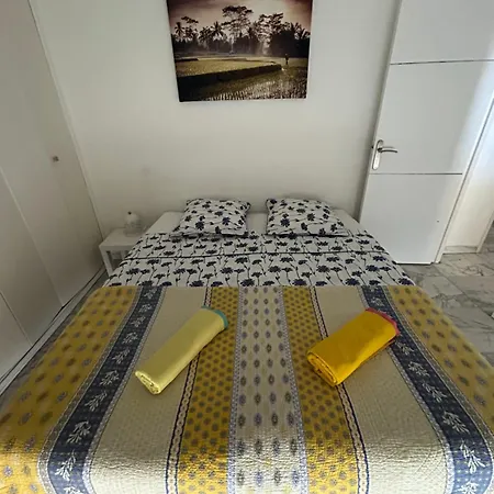 Moderne טולון