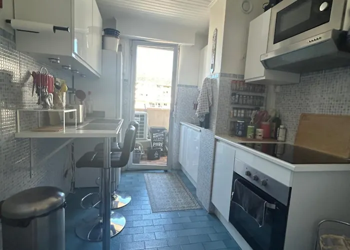 Moderne Pansiyon Toulon